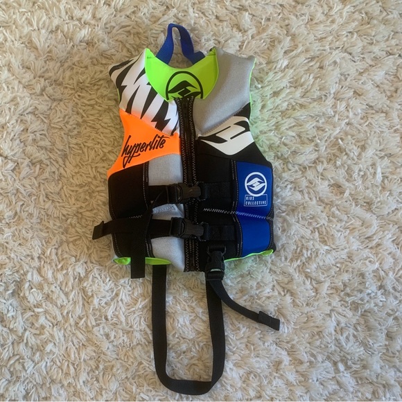 Hyperlite Toddler Life Vest (30-50 lbs) - Like New! - Picture 1 of 4